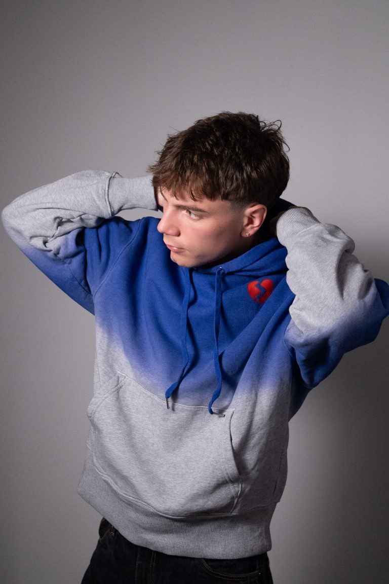 Amor Dip-Dye Hoodie Printed Broken Heart